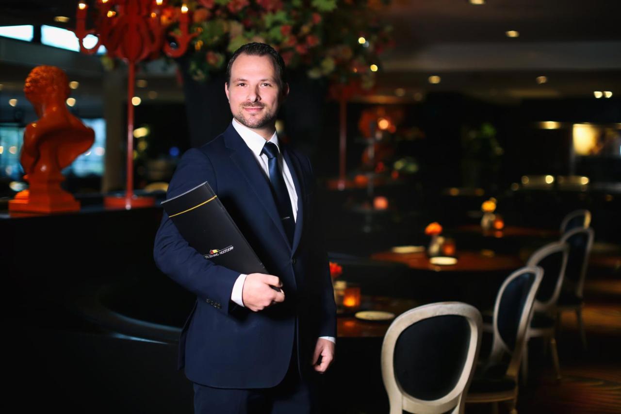 Van Der Valk Hotel Den Haag ノートドルプ エクステリア 写真