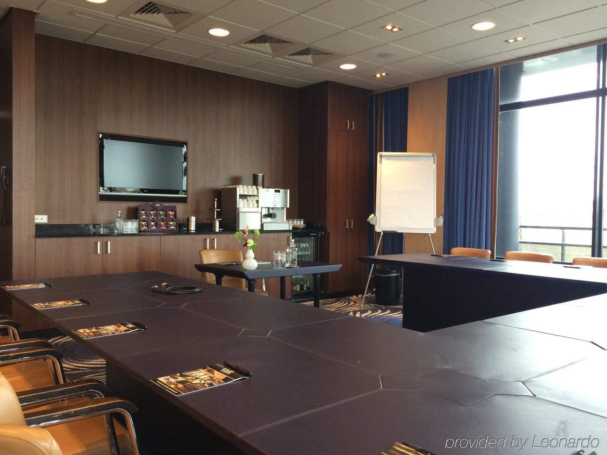 Van Der Valk Hotel Den Haag ノートドルプ エクステリア 写真