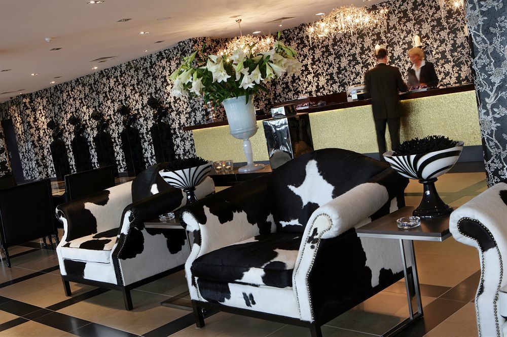 Van Der Valk Hotel Den Haag ノートドルプ エクステリア 写真
